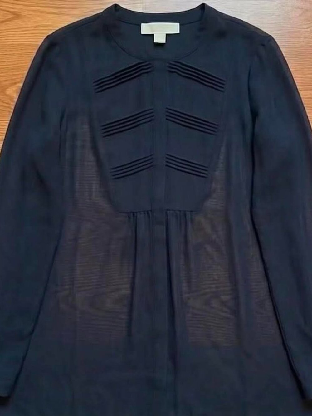 Navy Long Sleeve Pintuck Blouse Women's Large #82